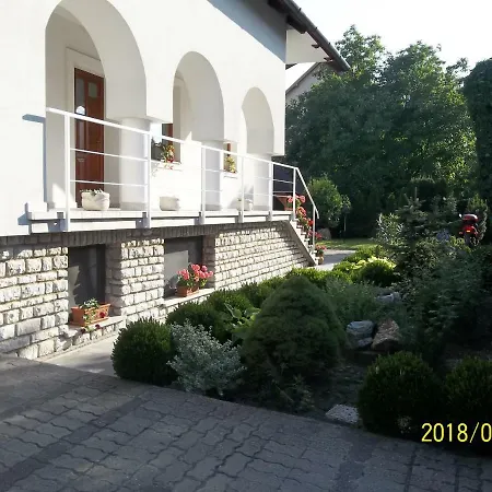 Viragos Vendeghaz Balatonfuered Apartment Exterior photo